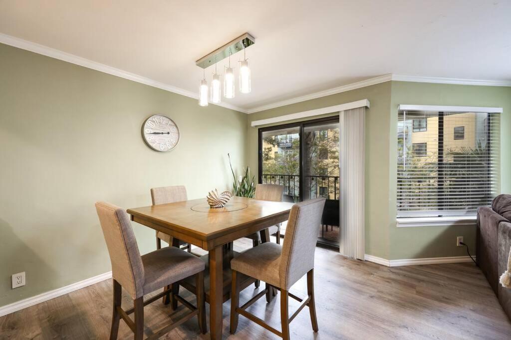 Chic Condo Steps From Petco Park San Diego Bagian luar foto