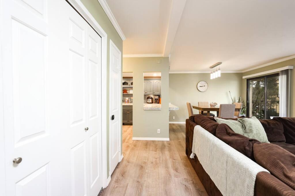 Chic Condo Steps From Petco Park San Diego Bagian luar foto