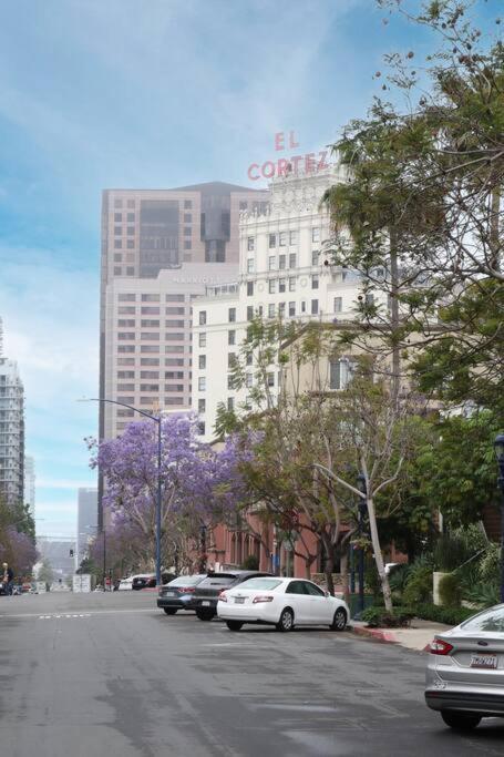 Chic Condo Steps From Petco Park San Diego Bagian luar foto